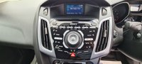 USED 2012 62 FORD FOCUS 1.0 TITANIUM 5d 124 BHP FORD FOCUS 1.0 TITANIUM 5d 124 BHP