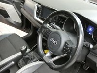 USED 2018 18 KIA STONIC 1.0 FIRST EDITION 5d 118 BHP SAT NAV PART LEATHER INTERIOR