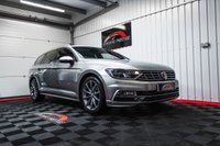 USED 2015 15 VOLKSWAGEN PASSAT 2.0 R LINE TDI BLUEMOTION TECHNOLOGY DSG 5d 188 BHP 18" ALLOYS+HALF LEATHER+AUTO LIGHTS