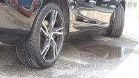 USED 2019 68 VOLVO V40 2.0 T2 R-DESIGN EDITION 5d 121 BHP 