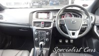 USED 2019 68 VOLVO V40 2.0 T2 R-DESIGN EDITION 5d 121 BHP 
