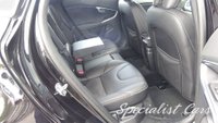 USED 2019 68 VOLVO V40 2.0 T2 R-DESIGN EDITION 5d 121 BHP 