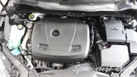 USED 2019 68 VOLVO V40 2.0 T2 R-DESIGN EDITION 5d 121 BHP 