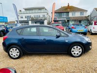 USED 2012 12 VAUXHALL ASTRA 1.6 EXCLUSIV AUTOMATIC 5 DOOR Low Mileage 5 door Petrol Automatic