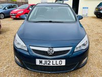 USED 2012 12 VAUXHALL ASTRA 1.6 EXCLUSIV AUTOMATIC 5 DOOR Low Mileage 5 door Petrol Automatic