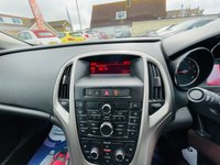 USED 2012 12 VAUXHALL ASTRA 1.6 EXCLUSIV AUTOMATIC 5 DOOR Low Mileage 5 door Petrol Automatic