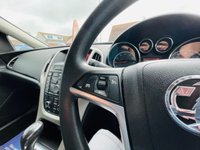 USED 2012 12 VAUXHALL ASTRA 1.6 EXCLUSIV AUTOMATIC 5 DOOR Low Mileage 5 door Petrol Automatic