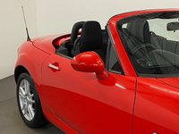USED 2014 14 MAZDA MX-5 1.8 I ROADSTER SE 2d 125 BHP Super High Gloss red in stock ready for suimmer breeze cruising FREE UK  DELIVERY
