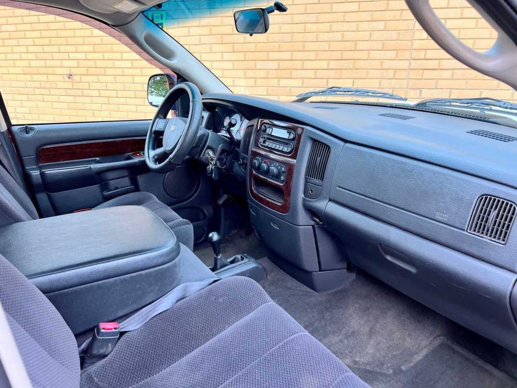 USED 2004 03 DODGE RAM 1500 SLT // HEMI Magnum // V8 5.7L  // 4x4 // PICKUP // px swap 