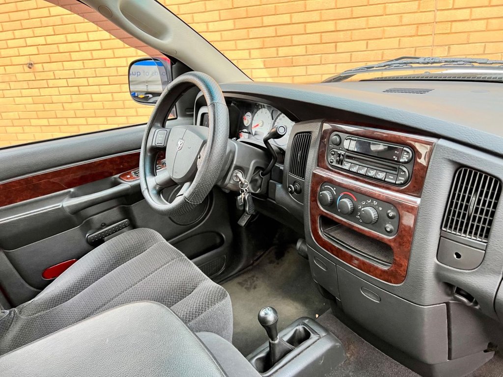 USED 2004 03 DODGE RAM 1500 SLT // HEMI Magnum // V8 5.7L  // 4x4 // PICKUP // px swap 