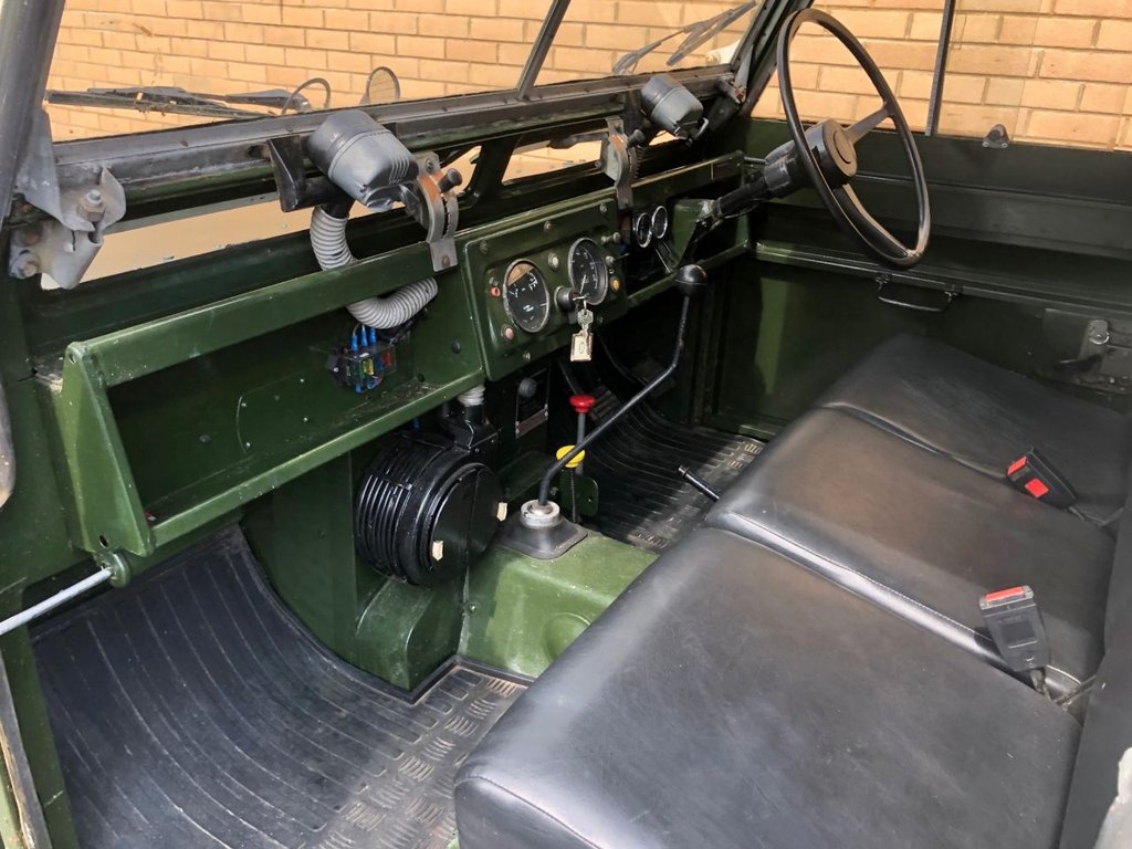 USED 1966 LAND ROVER SERIES 2 A 88 // 2.3 4 CYL 74 BHP // 4x4 // px swap 