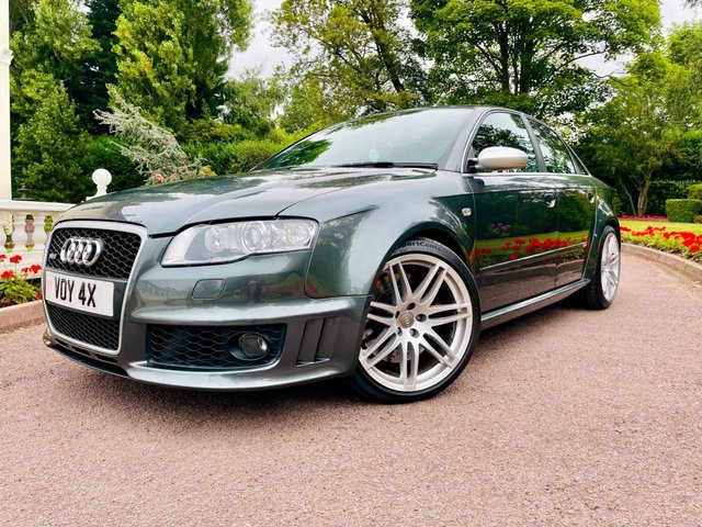 View our AUDI RS4