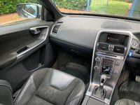 USED 2014 64 VOLVO XC60 2.0 D4 R-DESIGN NAV 5d 178 BHP 