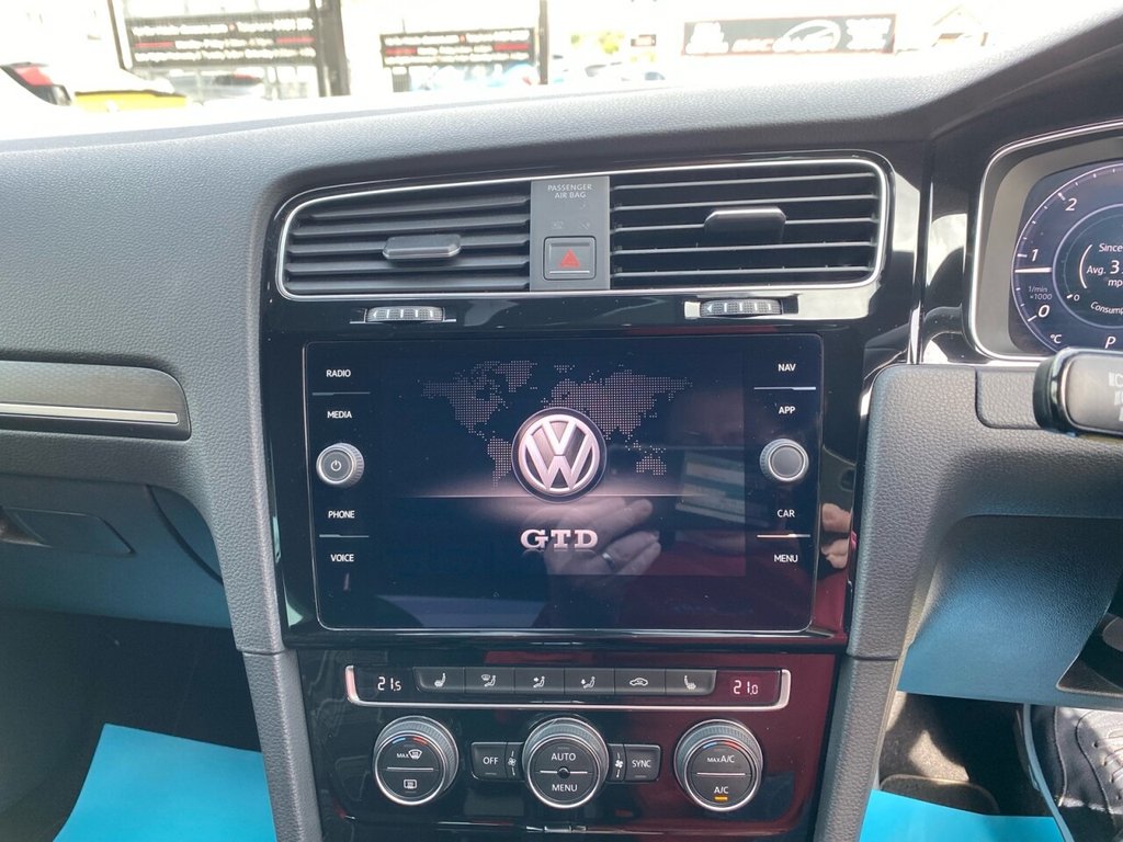 USED 2017 17 VOLKSWAGEN GOLF 2.0 GTD TDI DSG 5d 182 BHP VIRTUAL DASH