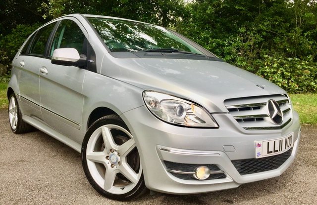 2011 11 Mercedes-Benz B-Class 1.5 B160 BLUEEFFICIENCY SPORT 5d 95 BHP ONLY 18,000 MILES//STUNNING LOW MILEAGE 18,000 MILES//AIRCON//BLUETOOTH//FULL SERVICE HISTORY