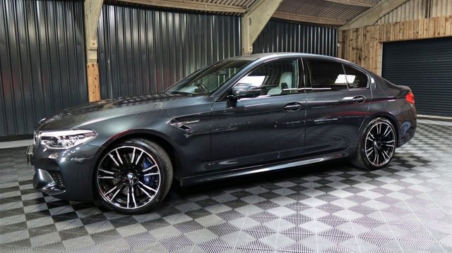2019 BMW 5 Series 