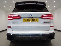 USED 2018 68 BMW X5 3.0 M50D (400 PS) AUTO XDRIVE (S/S) + COLOSSAL SPEC + �&pound;25,000 EXTRAS + E/H/M EXT COMFORT LEATHERS + SKYLOUNGE PANORAMIC SUNROOF + HARMAN KARDON + LASER LIGHTS 22 S+BODY KIT+LEDS+360 CAM+LEATHER+NAV+ADAPT CRUISE