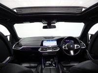 USED 2018 68 BMW X5 3.0 M50D (400 PS) AUTO XDRIVE (S/S) + COLOSSAL SPEC + �&pound;25,000 EXTRAS + E/H/M EXT COMFORT LEATHERS + SKYLOUNGE PANORAMIC SUNROOF + HARMAN KARDON + LASER LIGHTS 22 S+BODY KIT+LEDS+360 CAM+LEATHER+NAV+ADAPT CRUISE