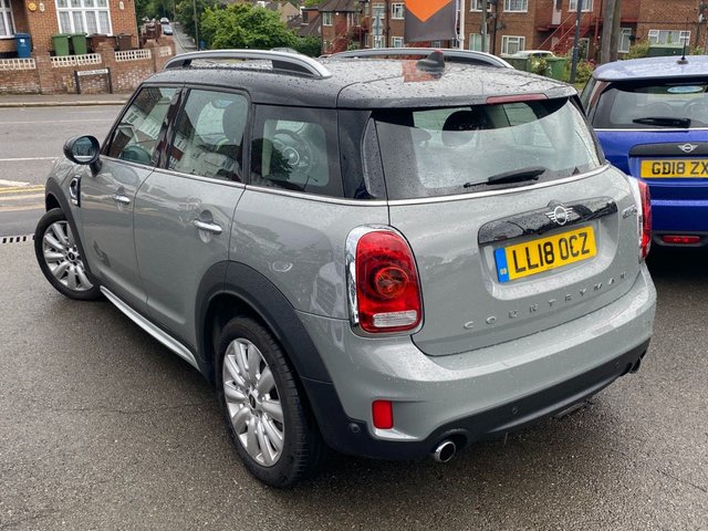 View our MINI COUNTRYMAN