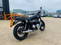 USED 2017 TRIUMPH BONNEVILLE T100 BLACK & CHROME ORIGINAL BLACK PARTS INCLUDED TOO