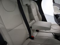 USED 2018 18 VOLVO V40 1.5 T3 INSCRIPTION 5d 150 BHP FITTED WITH LOADS OF FACTORY EXTRAS  THIS STUNNING RED HATCHBACK VOLVO NEEDS TO BE SEEN.