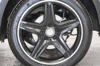 USED 2017 66 MERCEDES-BENZ GLA-CLASS 2.1 GLA 220 D 4MATIC AMG LINE PREMIUM PLUS 5d 174 BHP 