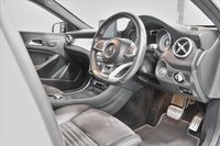 USED 2017 66 MERCEDES-BENZ GLA-CLASS 2.1 GLA 220 D 4MATIC AMG LINE PREMIUM PLUS 5d 174 BHP 