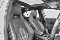 USED 2017 66 MERCEDES-BENZ GLA-CLASS 2.1 GLA 220 D 4MATIC AMG LINE PREMIUM PLUS 5d 174 BHP 