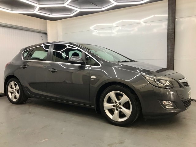 2012 61 Vauxhall Astra 1.7 SRI CDTI ECOFLEX S/S 5d 108 BHP