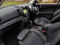 USED 2017 17 MINI COUNTRYMAN 1.5 COOPER 5d 134 BHP PANORAMIC  SUNROOF!