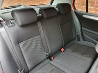 USED 2009 59 VOLKSWAGEN GOLF 1.6 S TDI 5d   