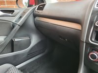 USED 2009 59 VOLKSWAGEN GOLF 1.6 S TDI 5d   