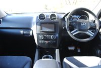 USED 2009 09 MERCEDES-BENZ M-CLASS 3.0 ML320 CDI SPORT 5d 222 BHP www.suffolkcarcentre.co.uk - Located at Ilketshall