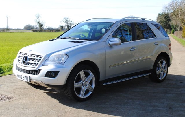 2009 09 Mercedes-Benz M-Class 3.0 ML320 CDI SPORT 5d 222 BHP