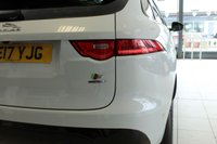 USED 2017 17 JAGUAR F-PACE 3.0 V6 S AWD 5d 296 BHP FINISHED IN STUNNING METALLIC GLACIER WHITE, COMPLIMENTED WITH BLACK LEATHER HEATED ELECTRIC SEATS + 1 FORMER KEEPER, HUGE SPECIFICATION 4 WHEEL DRIVE MODEL COMES WITH OVER 11 THOUSAND POUNDS WORTH OF ADDITIONAL EXTRAS AND AN IMPECCABLE JAGUAR SERVICE HISTORY + FULL GLASS SLIDING PANORAMIC SUNROOF + TOUCH SCREEN SATELLITE NAVIGATION + ADVANCE PARKING WITH 360 DEGREE SURROUND CAMERA + ELECTRICALLY DEPLOYABLE TOWBAR + MERIDIAN SOUND SYSTEM + FUEL FIRED HEATING WITH CABIN PREHEAT + 4 WAY ELECTRIC L