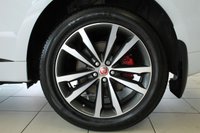 USED 2017 17 JAGUAR F-PACE 3.0 V6 S AWD 5d 296 BHP FINISHED IN STUNNING METALLIC GLACIER WHITE, COMPLIMENTED WITH BLACK LEATHER HEATED ELECTRIC SEATS + 1 FORMER KEEPER, HUGE SPECIFICATION 4 WHEEL DRIVE MODEL COMES WITH OVER 11 THOUSAND POUNDS WORTH OF ADDITIONAL EXTRAS AND AN IMPECCABLE JAGUAR SERVICE HISTORY + FULL GLASS SLIDING PANORAMIC SUNROOF + TOUCH SCREEN SATELLITE NAVIGATION + ADVANCE PARKING WITH 360 DEGREE SURROUND CAMERA + ELECTRICALLY DEPLOYABLE TOWBAR + MERIDIAN SOUND SYSTEM + FUEL FIRED HEATING WITH CABIN PREHEAT + 4 WAY ELECTRIC L