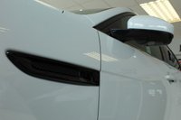 USED 2017 17 JAGUAR F-PACE 3.0 V6 S AWD 5d 296 BHP FINISHED IN STUNNING METALLIC GLACIER WHITE, COMPLIMENTED WITH BLACK LEATHER HEATED ELECTRIC SEATS + 1 FORMER KEEPER, HUGE SPECIFICATION 4 WHEEL DRIVE MODEL COMES WITH OVER 11 THOUSAND POUNDS WORTH OF ADDITIONAL EXTRAS AND AN IMPECCABLE JAGUAR SERVICE HISTORY + FULL GLASS SLIDING PANORAMIC SUNROOF + TOUCH SCREEN SATELLITE NAVIGATION + ADVANCE PARKING WITH 360 DEGREE SURROUND CAMERA + ELECTRICALLY DEPLOYABLE TOWBAR + MERIDIAN SOUND SYSTEM + FUEL FIRED HEATING WITH CABIN PREHEAT + 4 WAY ELECTRIC L