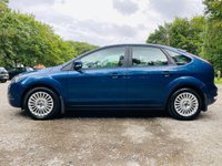 USED 2010 10 FORD FOCUS 1.6 TITANIUM 5d 100 BHP 