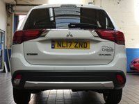 USED 2017 17 MITSUBISHI OUTLANDER 2.3 DI-D 3 5d 147 BHP 7 SEAT 1 OWNER SERVICE HISTORY