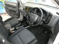 USED 2017 17 MITSUBISHI OUTLANDER 2.3 DI-D 3 5d 147 BHP 7 SEAT 1 OWNER SERVICE HISTORY