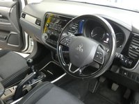 USED 2017 17 MITSUBISHI OUTLANDER 2.3 DI-D 3 5d 147 BHP 7 SEAT 1 OWNER SERVICE HISTORY