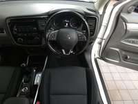 USED 2017 17 MITSUBISHI OUTLANDER 2.3 DI-D 3 5d 147 BHP 7 SEAT 1 OWNER SERVICE HISTORY