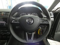 USED 2018 18 SKODA SUPERB 1.4 SE L EXECUTIVE TSI DSG 5d 148 BHP SAT NAV LEATHER HEATED SEATS
