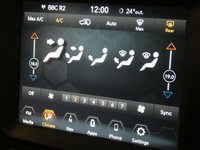 USED 2018 18 JEEP RENEGADE 1.4 LONGITUDE 5d 138 BHP SAT NAV GENUINE LOW MILEAGE