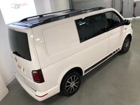 USED 2019 19 VOLKSWAGEN TRANSPORTER 2.0 T30 TDI KOMBI EDITION BMT 148 BHP * NAVIGATION SYSTEM * FRONT  & REAR PARKING SENSORS * ELECTRIC WINDOWS *