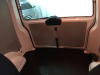USED 2019 19 VOLKSWAGEN TRANSPORTER 2.0 T30 TDI KOMBI EDITION BMT 148 BHP * NAVIGATION SYSTEM * FRONT  & REAR PARKING SENSORS * ELECTRIC WINDOWS *
