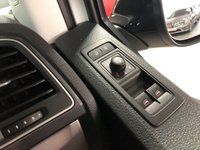 USED 2019 19 VOLKSWAGEN TRANSPORTER 2.0 T30 TDI KOMBI EDITION BMT 148 BHP * NAVIGATION SYSTEM * FRONT  & REAR PARKING SENSORS * ELECTRIC WINDOWS *
