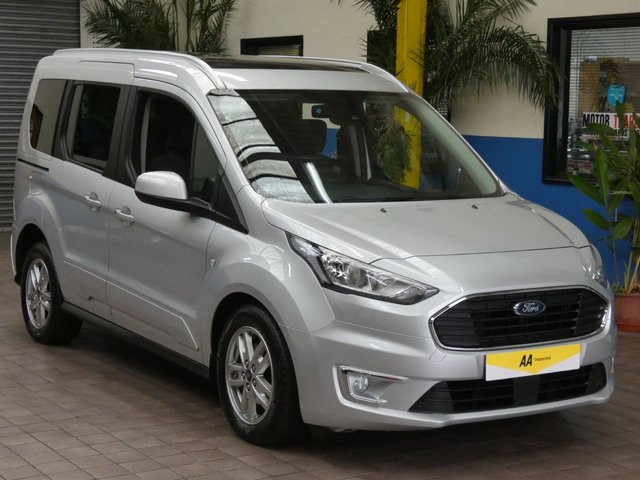 2019 69 Ford Tourneo Connect 1.5 TITANIUM TDCI 5d 120 BHP