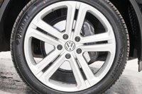 USED 2018 18 VOLKSWAGEN TOUAREG 3.0 V6 R-LINE PLUS TDI BLUEMOTION TECHNOLOGY 5d 259 BHP 