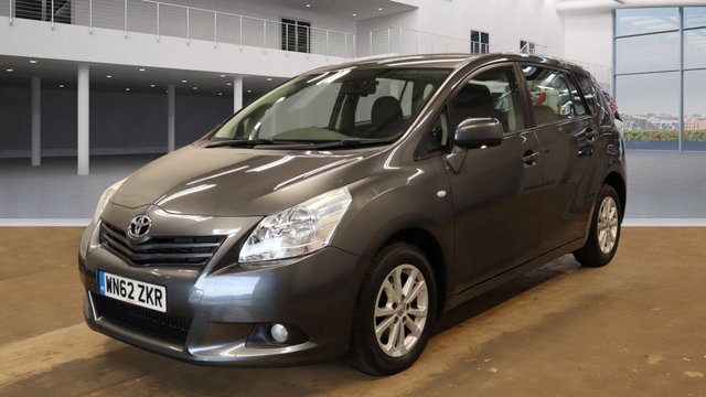 2012 62 Toyota Verso 2.0 TR D-4D  5d 125 BHP